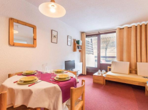 Studio 4 pers. - Ski-in/Ski-out, Piscine, Parking, 50m des remontées mécaniques - FR-1-330F-163